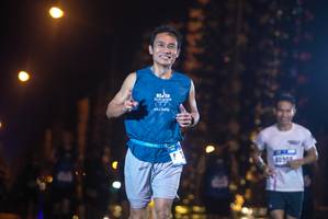 BIB: 2021, 409
                            <button type="button" onclick="openModal(18287374)" class="btn btn-primary btn-sm float-right btn-popup" data-toggle="modal" data-target=".modal-high-quality">
                        <i class="fas fa-shopping-cart"></i> Add to Cart
                    </button>
                                            <button type="button" onclick="isThisMe(18287374, true)" class="btn btn-success btn-sm float-right btn-popup btn-isme hidden" data-toggle="tooltip" data-placement="bottom" title="นี่คือรูปของคุณใช่ไหม คลิกที่นี่เพื่อเอาเข้าอัลบั้ม">
                        <i class="fas fa-plus"></i> Add to album
                    </button>
                    <button type="button" onclick="isThisMe(18287374, false)" class="btn btn-warning btn-sm float-right btn-popup btn-isnotme hidden">
                        <i class="fas fa-ban"></i> Remove from album
                    </button>